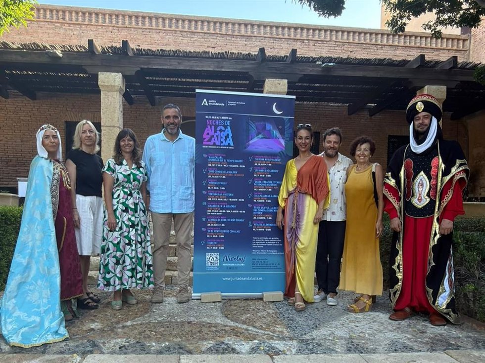 Presentación de las 'Noches de Alcazaba' en Almería.