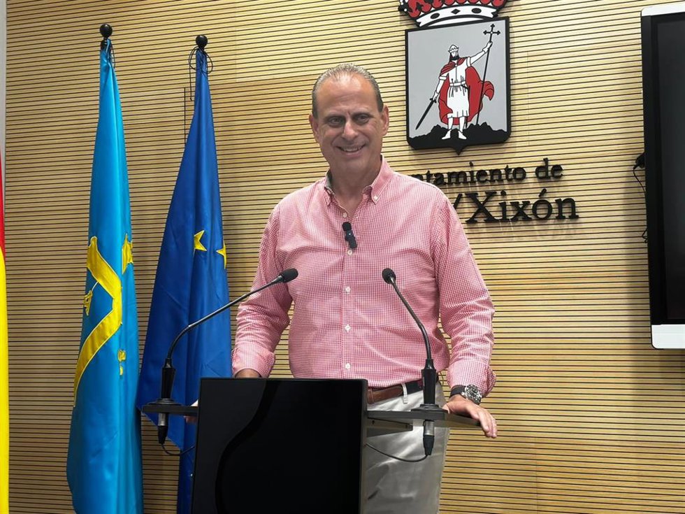 El concejal del Grupo Municipal Socialista, Tino Vaquero.