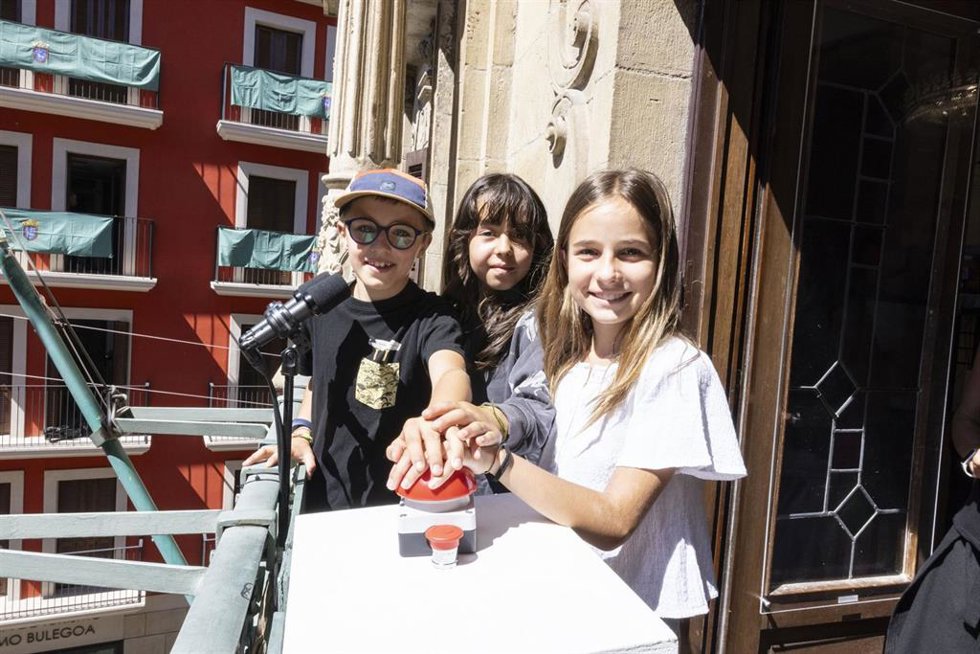 Ensayo del Chupinazo Txiki de los Sanfermines 2026.