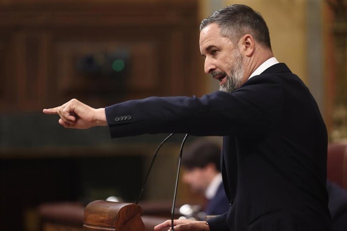 El presidente de Vox, Santiago Abascal, interviene durante una sesión plenaria en el Congreso de los Diputados, a 24 de junio de 2026, en Madrid (España). 