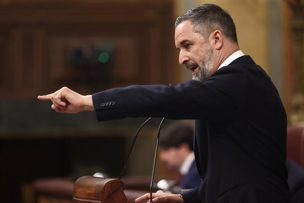El presidente de Vox, Santiago Abascal, interviene durante una sesión plenaria en el Congreso de los Diputados, a 24 de junio de 2026, en Madrid (España). 
