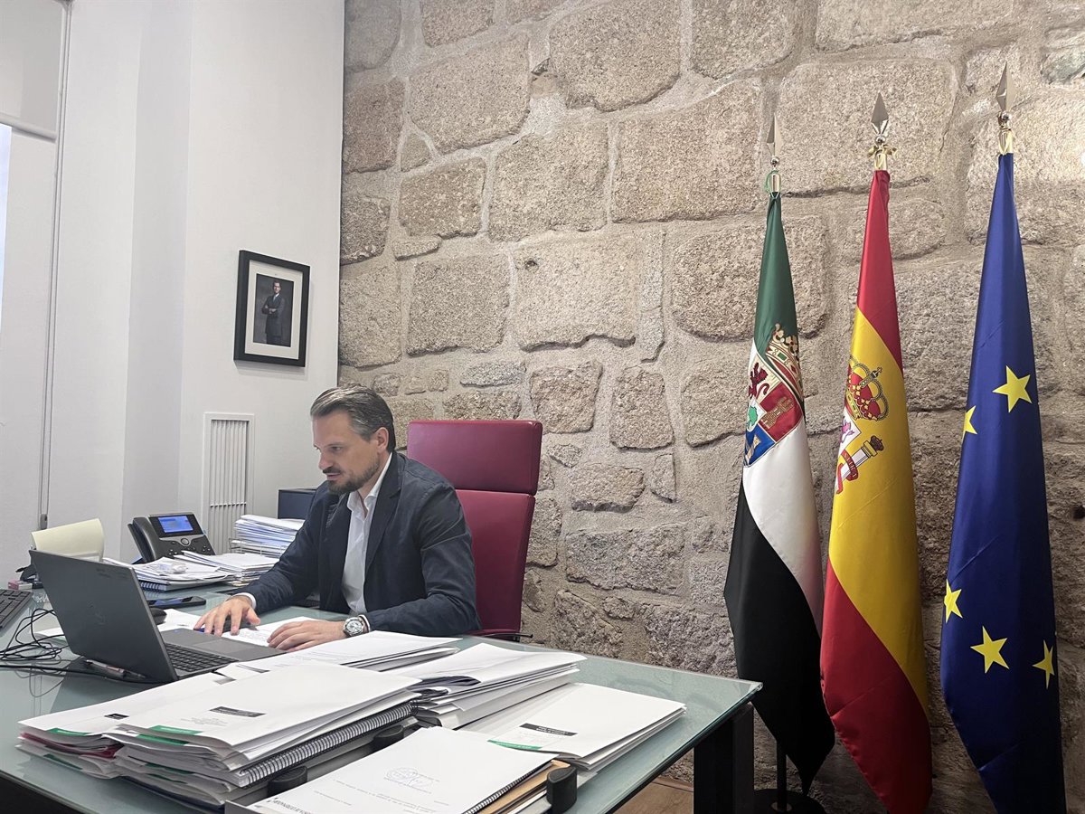 La Junta invierte 146 millones en las localidades extremeñas mediante los programas de colaboración económica municipal