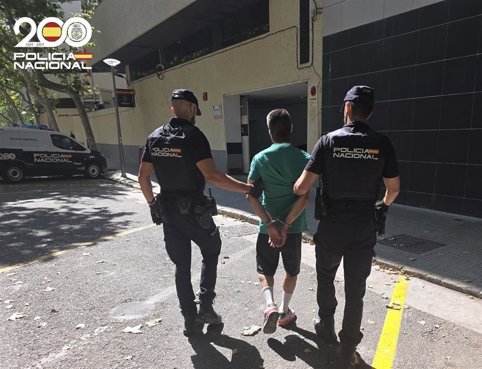 Tres detenidos por atracar un salón de juegos a mano armada en Palma