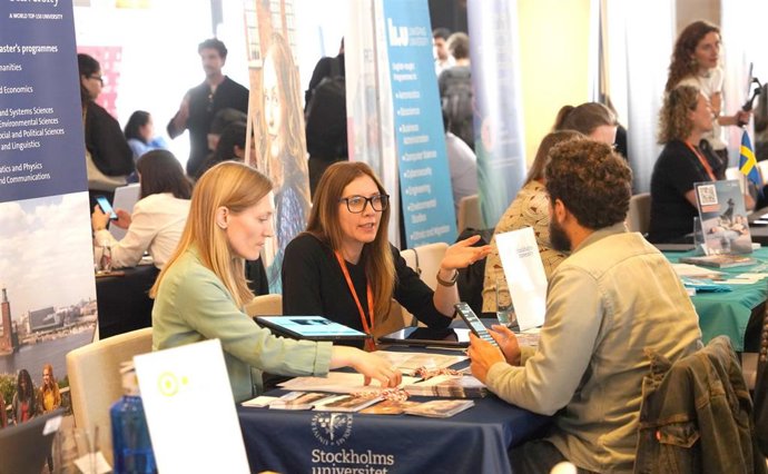 Archivo - La Feria Internacional de Estudios de Postgrado (FIEP)