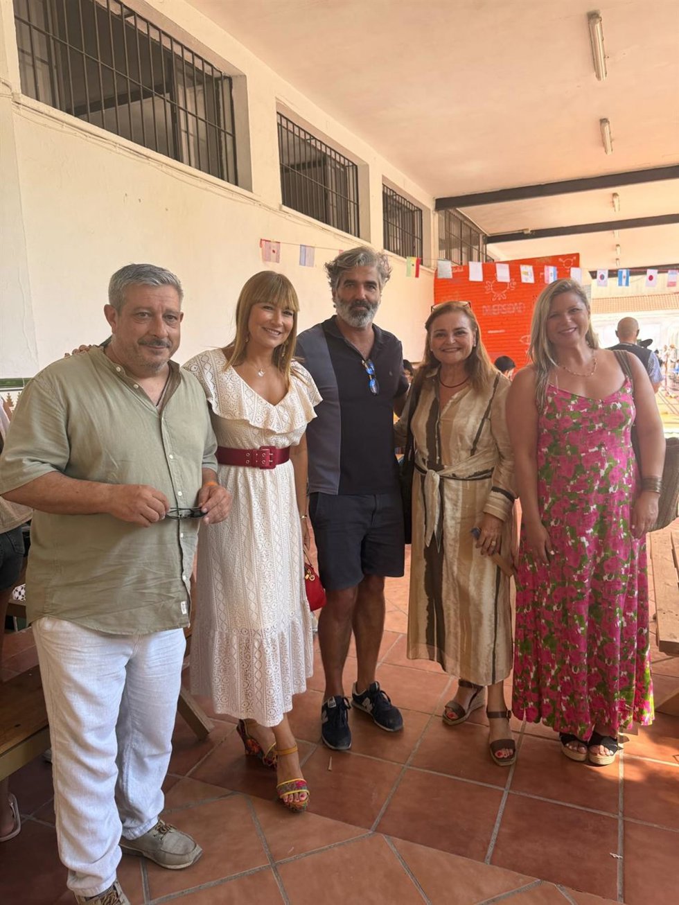La delegada territorial de Inclusión Social, Juventud, Familias e Igualdad, Ruth Sarabia,  en una visita al CEIP Bergamín de Málaga.