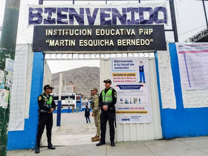 Perú.- ONPE informará a instituciones educativas nuevas reglas sobre uso de locales para votación