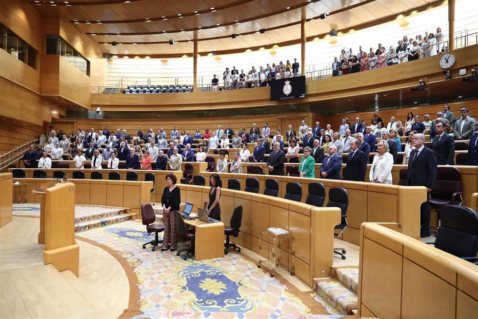 El pleno extraordinario del Senado de hoy se dedica a avanzar en varias iniciativas legislativas que la Cámara considera prioritarias, aprovechando la habilitación de julio para sesiones fuera del calendario ordinario.