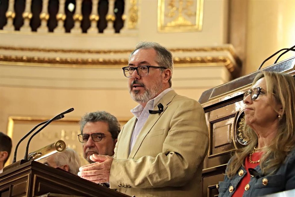 El portavoz del PSOE en el Senado, Juan Espadas.