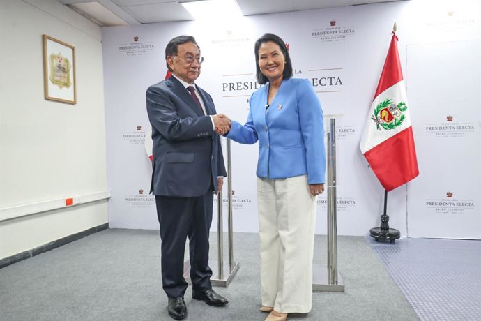 Perú.- Keiko Fujimori confirma reunión con el presidente Balcázar para el jueves 16 de julio