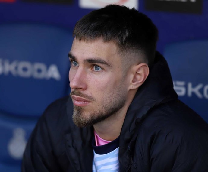 Archivo - El lateral derecho español Óscar Mingueza en el partido Espanyol - Celta de Vigo de LaLiga EA Sports.