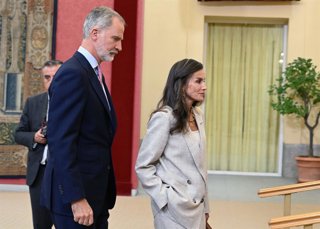 El Rey Felipe VI y la Reina Letizia durante la reunión anual del Patronato de la Fundación Princesa de Asturias, celebrada en el Palacio Real de El Pardo, a 23 de junio de 2026, en Madrid (España).