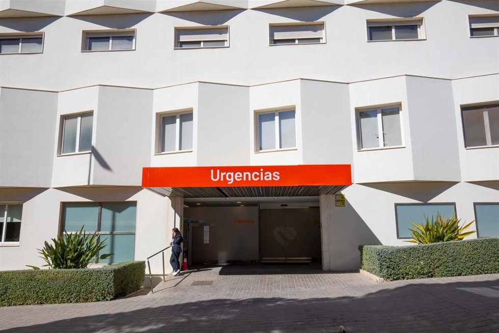 Archivo - Imagen de hospital de Vithas en Alicante
