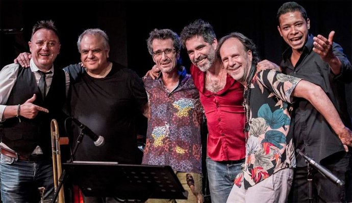 El trombonista Rafa M. Guillén junto a su formación 'The Jazz Walkers'