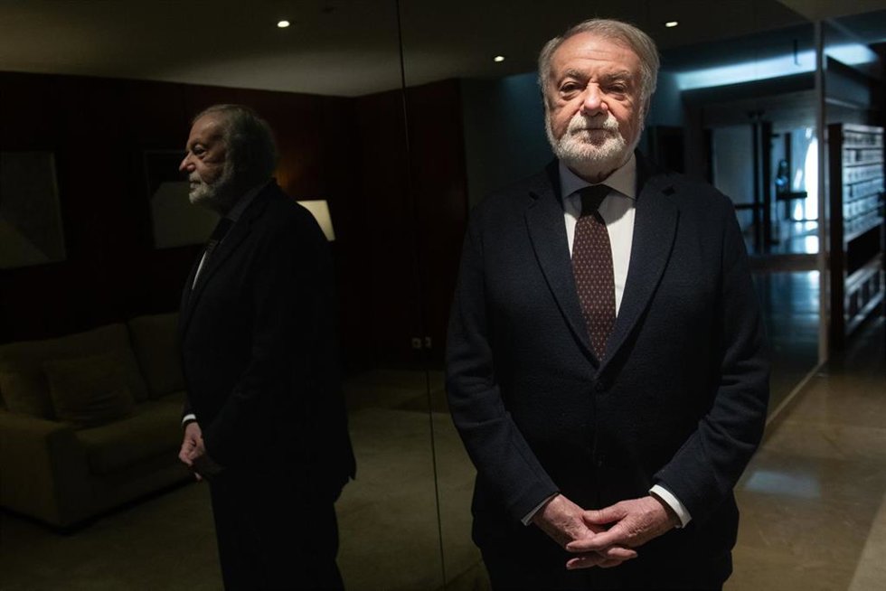 Archivo - El exministro del Interior Jaime Mayor Oreja posa para Europa Press, a 27 de febrero de 2026, en Madrid (España).  