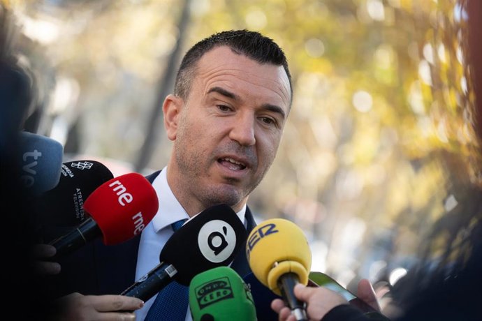 Archivo - El presidente de la Diputació de València, Vicent Mompó. 