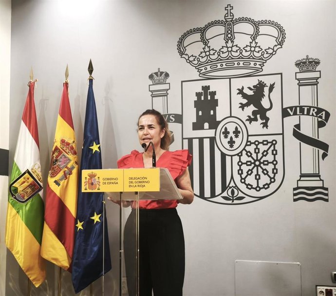 La delegada del Gobierno en La Rioja, Beatriz Arraiz, en rueda de prensa