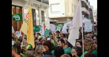 Plataforma per l'ensenyament es concentrarà en Les Corts per a exigir "més inversió educativa i reactivar" Edificant