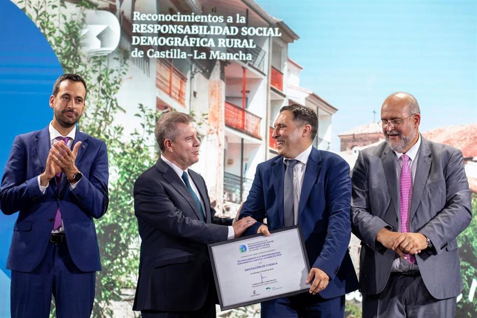 Entrega de reconocimientos a iniciativas contra la despoblación en la localidad de Jadraque