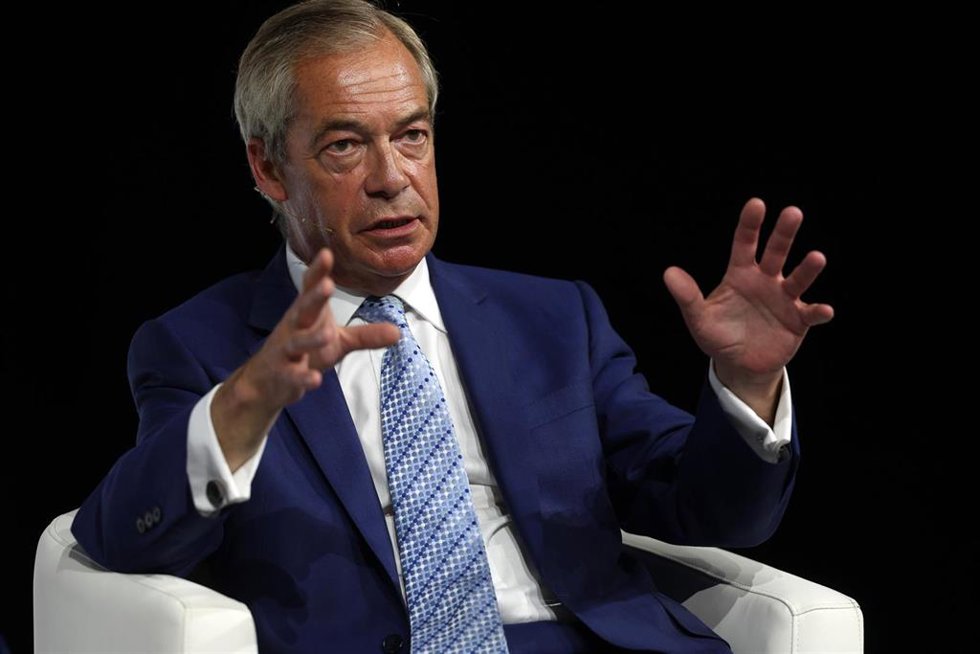 El líder de Reform UK, Nigel Farage, en un foro político.
