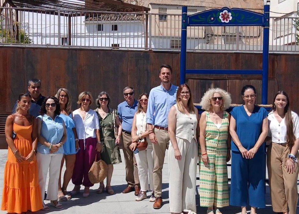 Inaguración de la ruta literaria que convierte a Quesada en Jándula tras inspirar 'La península de las casas vacías'
