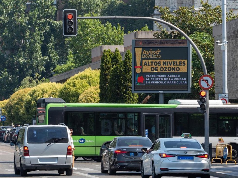 Avadeco pide al Ayuntamiento de Valladolid revisar los protocolos por ozono ante la caída de ventas en el centro
