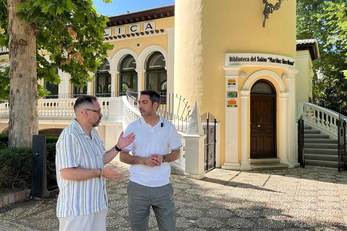 Los socialistas Eduardo Castillo y Juanjo Ibáñez.