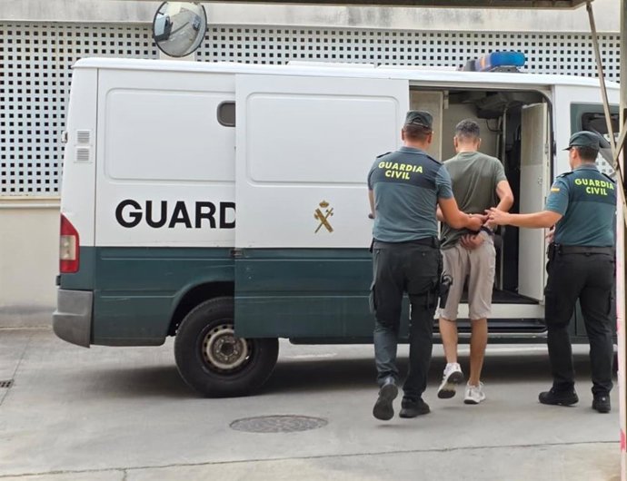 Envían a prisión a un hombre por dos robos en Sa Pobla y por pegar a una persona a la que pidió dinero.