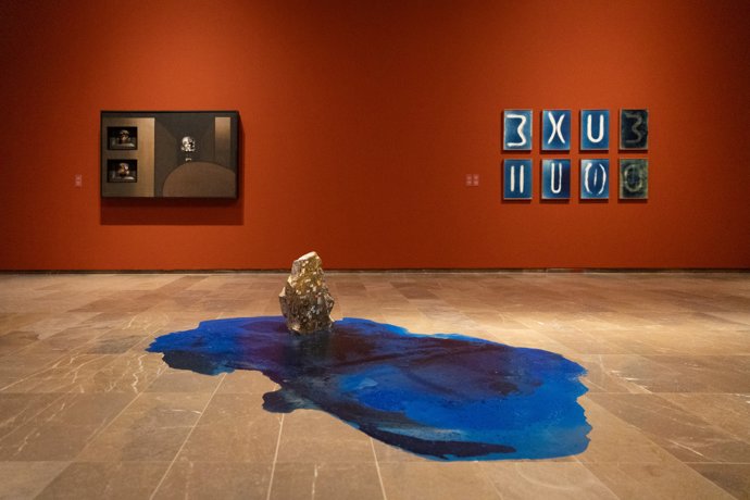 El Centre del Carme Cultura Contemporània (CCCC) rinde homenaje a la "visionaria" artista alicantina Juan Francés (1924-1990) con la exposición 'Memorias del suelo'.