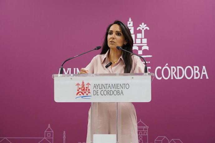La viceportavoz socialista en el Ayuntamiento de Córdoba, Mamen González.