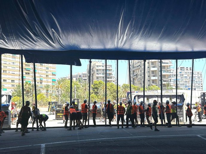 Cirque du Soleil levanta en Alicante la "gran carpa" de 'Kurios'