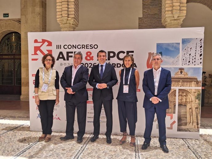 El alcalde de Córdoba, José María Bellido, en la clausura del III Congreso AFE & APCE.