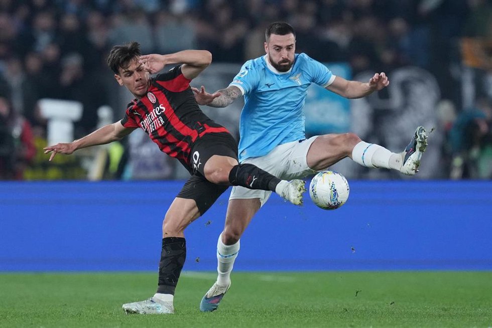 Archivo - Mario Gila, durante un partido de la Lazio contra el Milan.