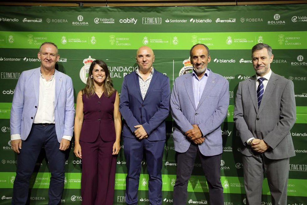 Presentación del concierto solidario organizado por la Fundación Racing de Santander