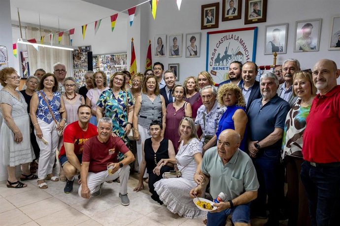 Visita a las sedes de las comunidades originarias de Castilla-La Mancha en la provincia de Valencia.