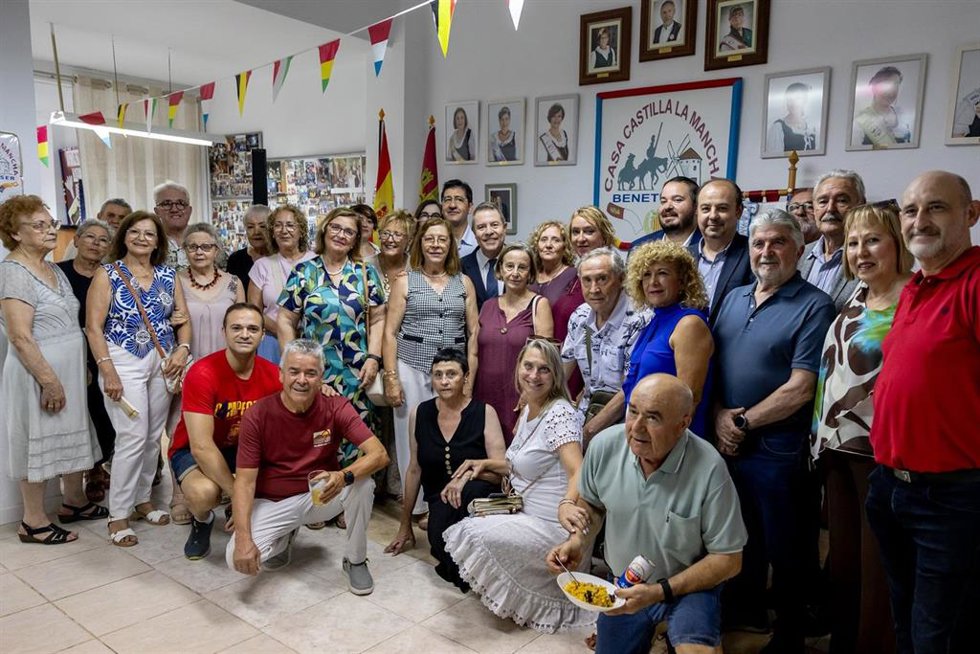 Visita a las sedes de las comunidades originarias de Castilla-La Mancha en la provincia de Valencia.