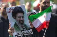 EEUU sanciona al "patrocinador clave" del ayatolá Mojtaba Jamenei y a casas de cambio clandestinas iraníes