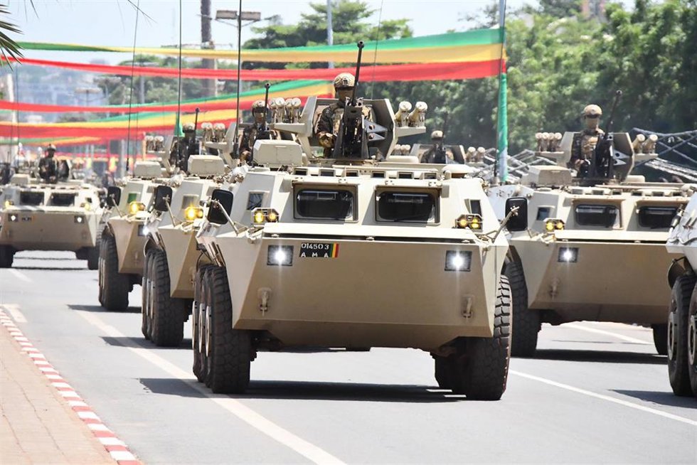 Archivo - Imagen de archivo de un desfile militar en Malí, en 2025.