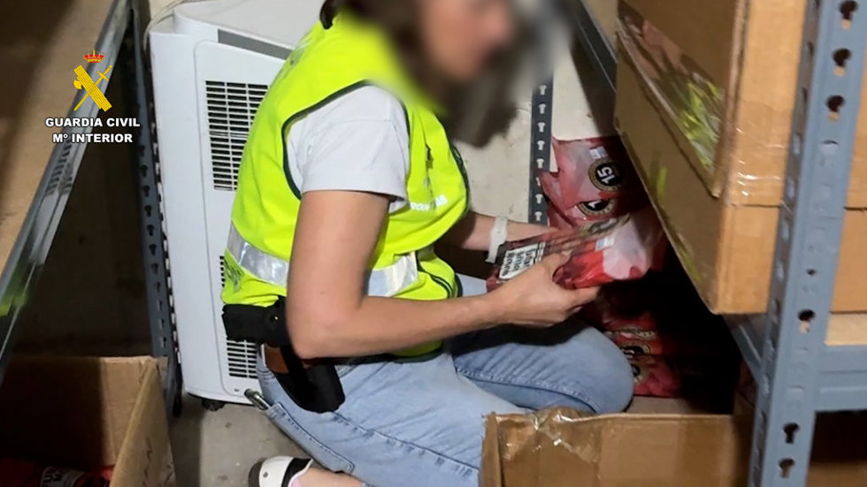 La Guardia Civil detiene a tres personas e incauta casi 34.000 puros habanos falsificados que eran distribuidos por Europa