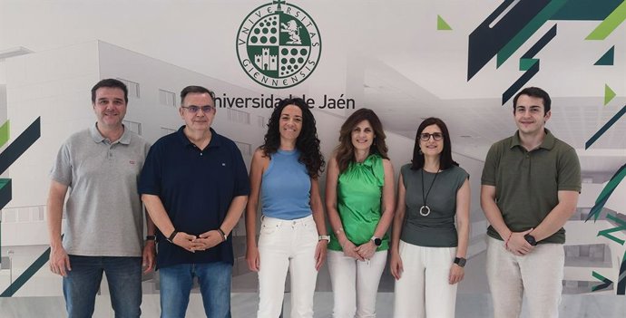 Equipo del proyecto EPPIA, investigación liderada por la UJA desarrolla un sistema de IA capaz de detectar alteraciones en la piel de personas con ostomía mediante una fotografía.