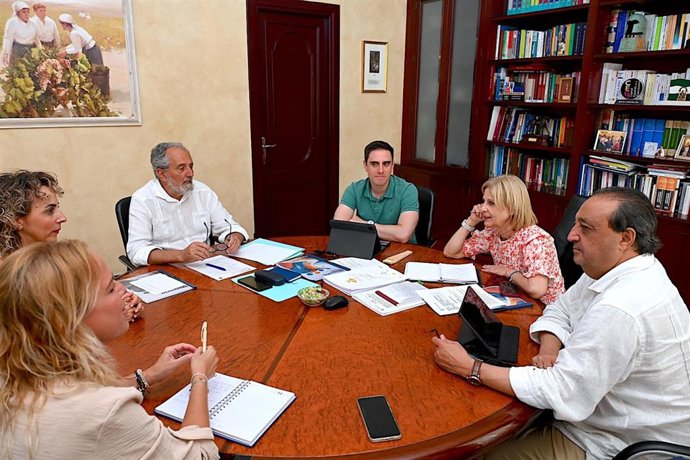 Reunión entre la alcaldesa de Jerez (Cádiz) y Proyecto Hombre