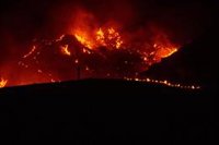 El Gobierno británico expresa su solidaridad por el incendio de Almería y presta asistencia a sus ciudadanos afectados