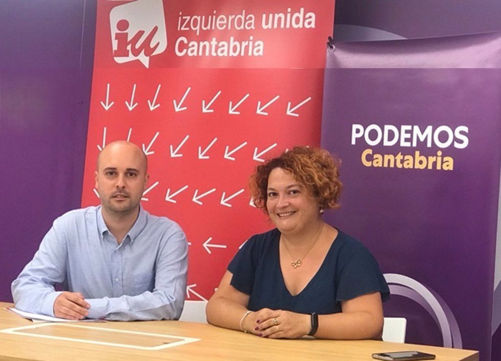 Isarael Ruiz Salmón y Mercedes González