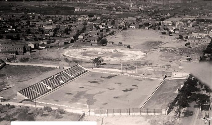 Vista aérea del campo del Rayo Vallecano durante un vuelo del Ejército del Aire el 10 de octubre de 1930.