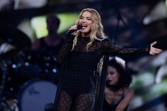 Archivo - 16 September 2023, North Rhine-Westphalia, Duesseldorf: British singer Rita Ora performs during the closing ceremony of the 6th Invictus Games at the Merkur Spiel Arena. Photo: Rolf Vennenbernd/dpa