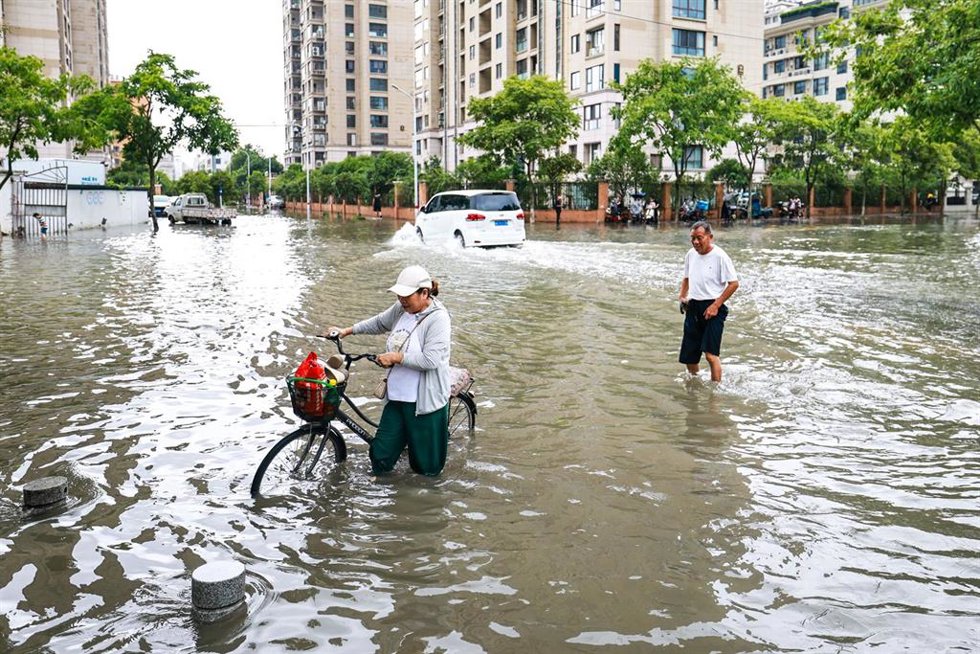 Inundaciones en Zhejiang (China) al paso de la tormenta tropical 'Bavi'