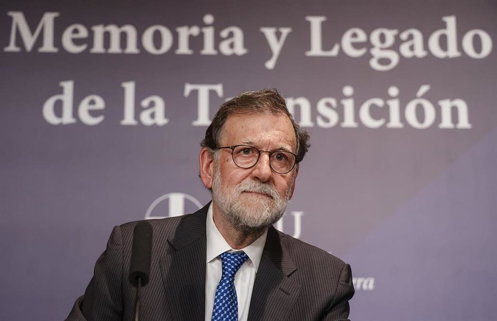 Archivo - El expresidente del Gobierno, Mariano Rajoy, imparte una conferencia durante las Jornadas Memoria y Legado de la Transición, en la Fundación Bancaja, a 8 de mayo de 2024, en Valencia, Comunidad Valenciana (España).
