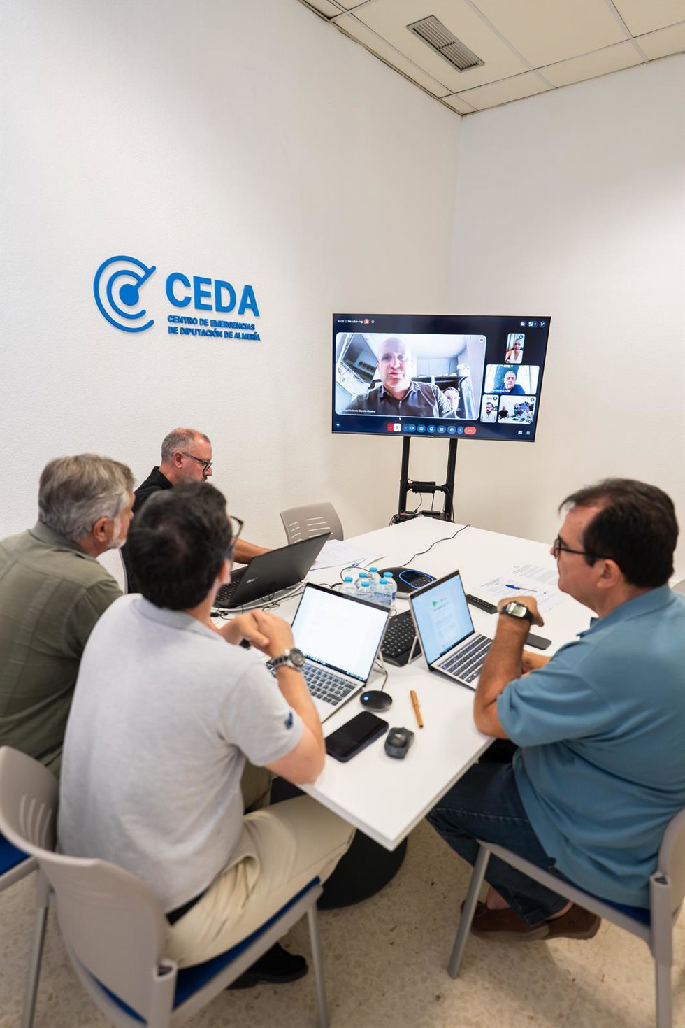 Reunión del CEDA.