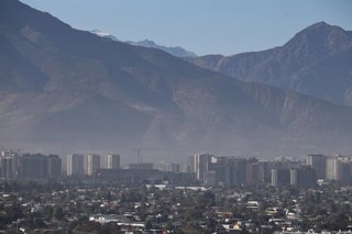 Chile.- Decretan nueva alerta ambiental en la RM: Restricción afecta a dígitos 0 y 1