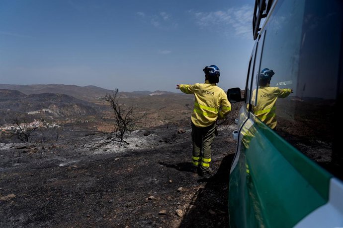July 10, 2026, Los Gallardos, Almeria, Spain: An INFOCA wildfire firefighter seen during the operations to stabilize the Los Gallardos wildfire. The Los Gallardos wildfire in Almería, Spain, has left 12 people dead, 7 people missing, and more than 6,000 h