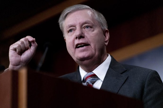 Archivo - 22 January 2020, US, Washington: US Senator Lindsey Graham speaks at a press conference on the Senate impeachment trial against US President Donald Trump on Capitol Hill. Photo: Douglas Christian/ZUMA Wire/dpa